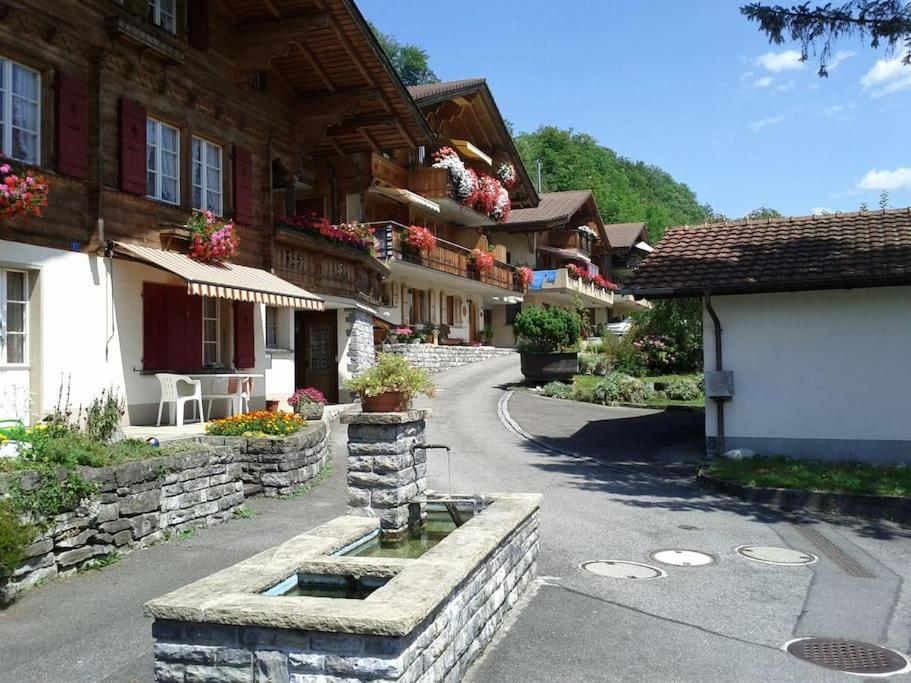 Lakeview Family Apartment Ringgenberg Bagian luar foto